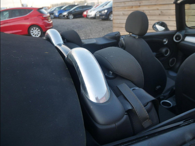 MINI Convertible 1.6 One Convertible 2dr Petrol Manual Euro 5 (98 ps) 2dr Manual 2026