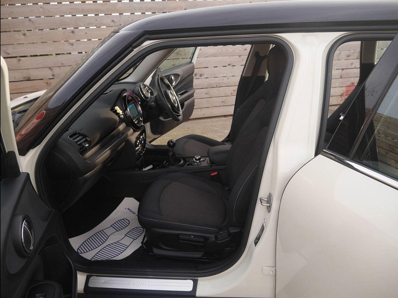 MINI Clubman 1.5 Cooper Classic Estate 6dr Petrol Manual Euro 6 (s/s) (136 ps) 6dr Manual 2026