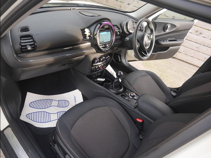 MINI Clubman 1.5 Cooper Classic Estate 6dr Petrol Manual Euro 6 (s/s) (136 ps) 6dr Manual 2026