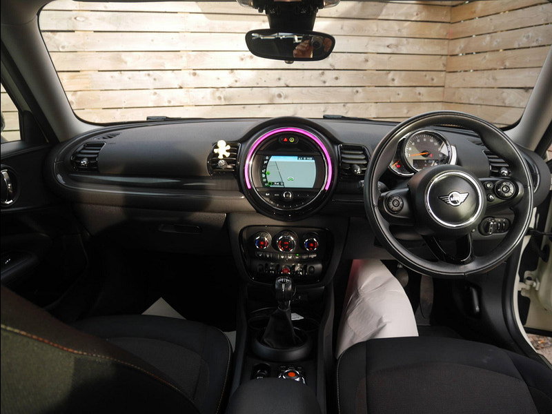 MINI Clubman 1.5 Cooper Classic Estate 6dr Petrol Manual Euro 6 (s/s) (136 ps) 6dr Manual 2026