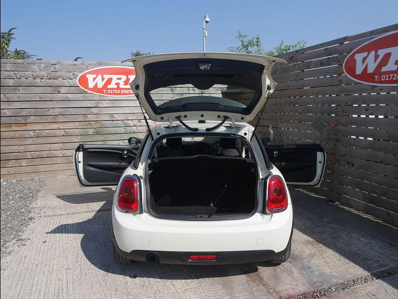 MINI Hatch 1.2 One Hatchback 3dr Petrol Manual Euro 6 (s/s) (102 ps) 3dr Manual 2026