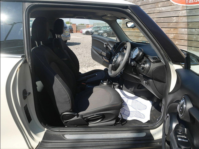 MINI Hatch 1.2 One Hatchback 3dr Petrol Manual Euro 6 (s/s) (102 ps) 3dr Manual 2026