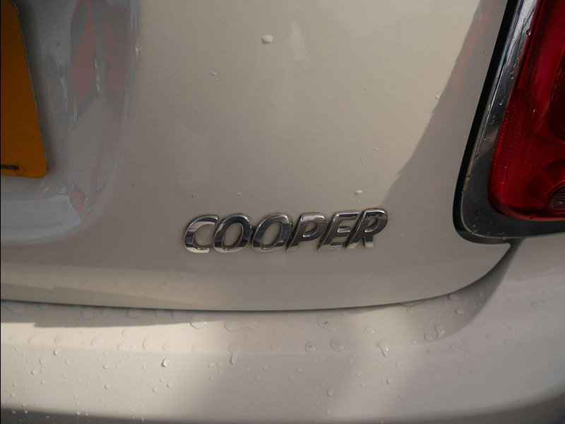 MINI Hatch 1.5 Cooper Hatchback 3dr Petrol Manual Euro 6 (s/s) (136 ps) 3dr Manual 2026