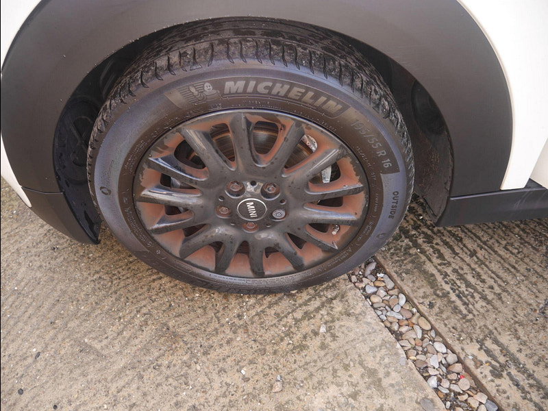 MINI Hatch 1.5 Cooper Hatchback 3dr Petrol Manual Euro 6 (s/s) (136 ps) 3dr Manual 2026