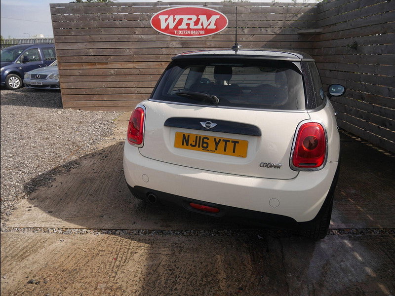 MINI Hatch 1.5 Cooper Hatchback 3dr Petrol Manual Euro 6 (s/s) (136 ps) 3dr Manual 2026