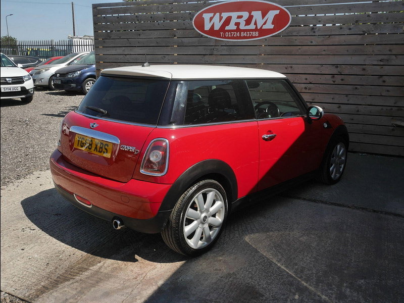 MINI Hatch 1.6 Cooper D Hatchback 3dr Diesel Manual Euro 4 (110 ps) 3dr Manual 2026
