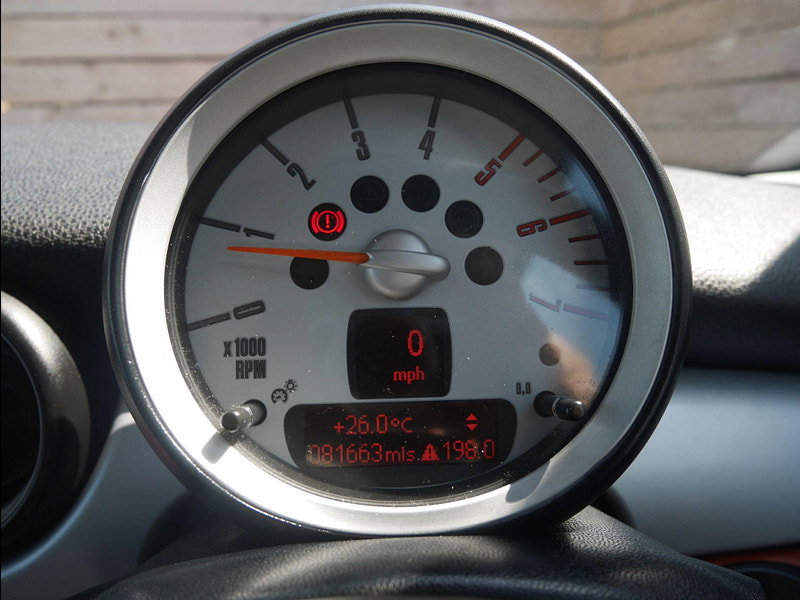 MINI Hatch 1.6 Cooper D Hatchback 3dr Diesel Manual Euro 4 (110 ps) 3dr Manual 2026