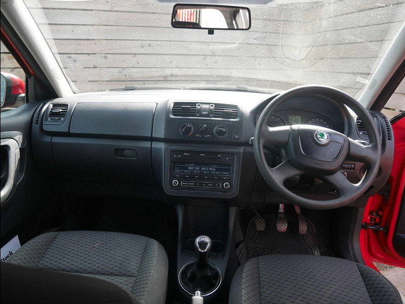 Skoda Fabia 1.4 MPI SE Hatchback 5dr Petrol Manual Euro 5 (86 bhp) 5dr Manual 2026