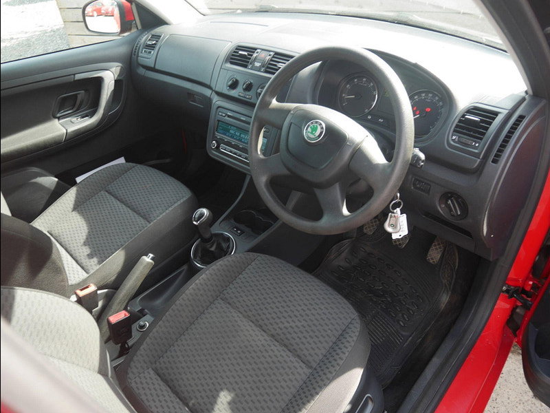 Skoda Fabia 1.4 MPI SE Hatchback 5dr Petrol Manual Euro 5 (86 bhp) 5dr Manual 2026