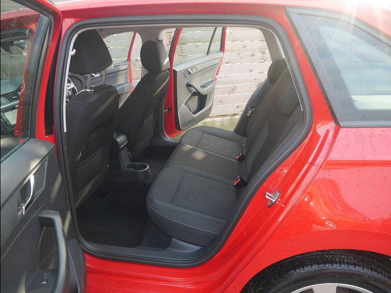 Skoda Rapid Spaceback 1.2 TSI SE Tech Hatchback 5dr Petrol Manual Euro 6 (s/s) (90 ps) 5dr Manual 2026