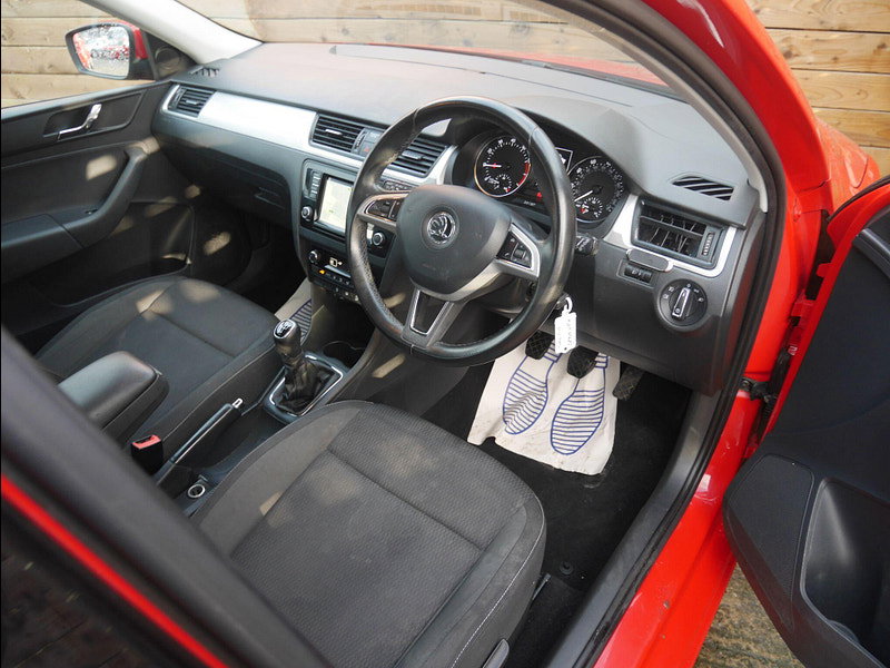 Skoda Rapid Spaceback 1.2 TSI SE Tech Hatchback 5dr Petrol Manual Euro 6 (s/s) (90 ps) 5dr Manual 2026