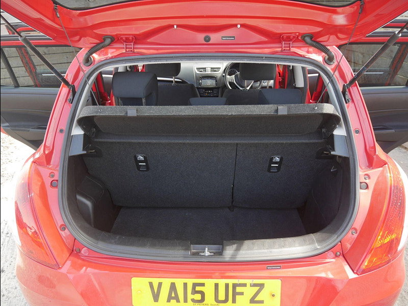 Suzuki Swift 1.2 SZ4 Hatchback 5dr Petrol Manual Euro 6 (94 ps) 5dr Manual 2026