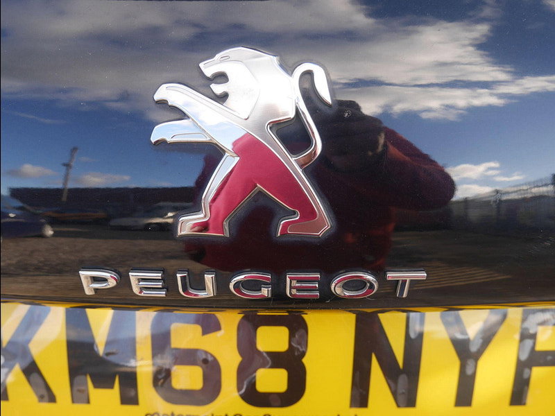 Peugeot 2008 1.2 PureTech GPF Allure SUV 5dr Petrol Manual Euro 6 (s/s) (130 ps) 5dr Manual 2026