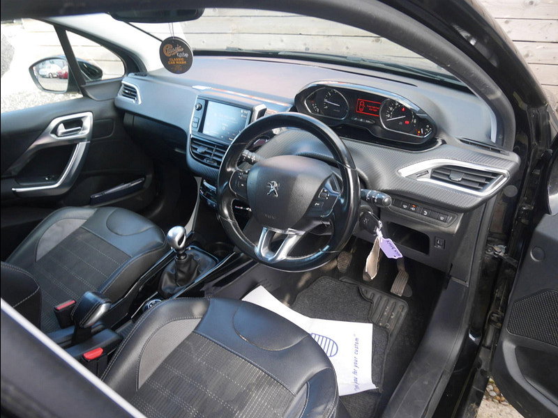 Peugeot 2008 1.2 PureTech GPF Allure SUV 5dr Petrol Manual Euro 6 (s/s) (130 ps) 5dr Manual 2026