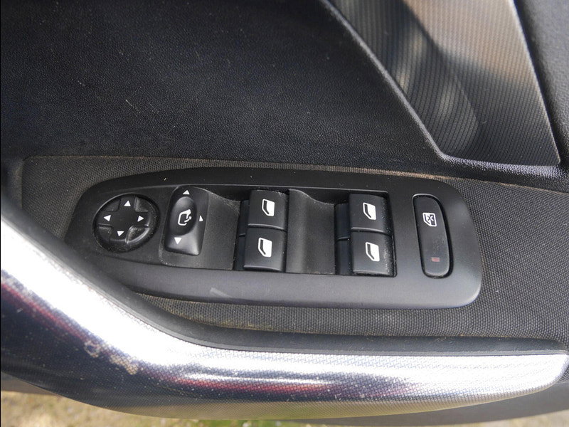 Peugeot 2008 1.2 PureTech GPF Allure SUV 5dr Petrol Manual Euro 6 (s/s) (130 ps) 5dr Manual 2026
