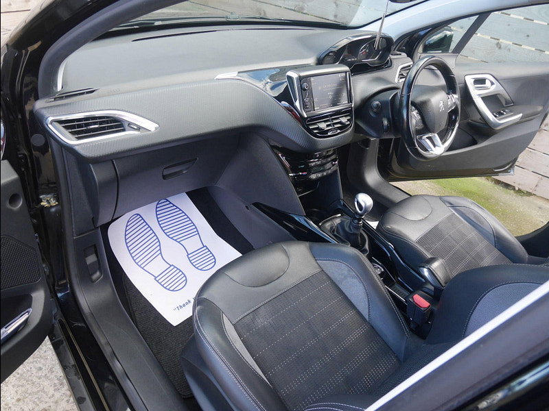 Peugeot 2008 1.2 PureTech GPF Allure SUV 5dr Petrol Manual Euro 6 (s/s) (130 ps) 5dr Manual 2026