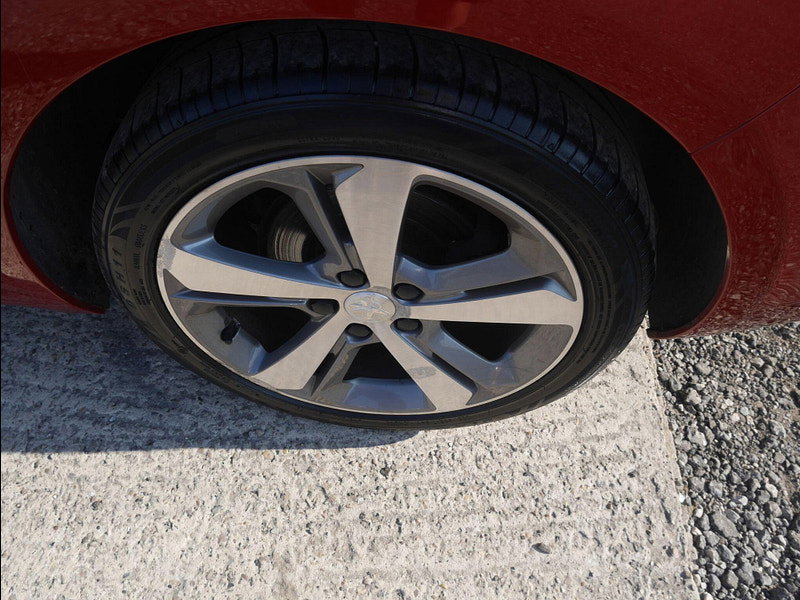 Peugeot 308 SW 1.2 PureTech Allure Estate 5dr Petrol Manual Euro 6 (s/s) (130 ps) 5dr Manual 2026