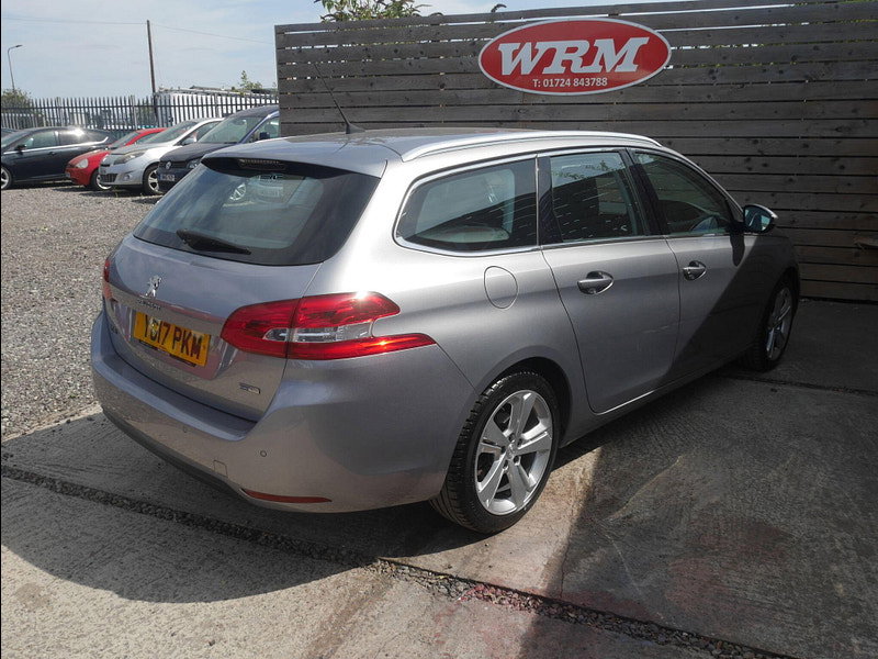 Peugeot 308 SW 1.2 PureTech Allure Estate 5dr Petrol Manual Euro 6 (s/s) (130 ps) 5dr Manual 2026