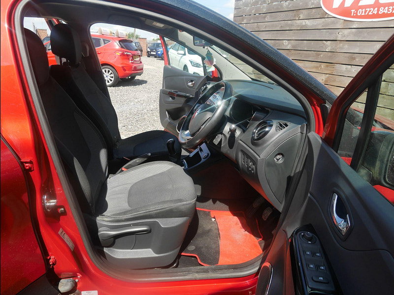 Renault Captur 1.5 dCi ENERGY Dynamique S Nav SUV 5dr Diesel Manual Euro 6 (s/s) (90 ps) 5dr Manual 2026
