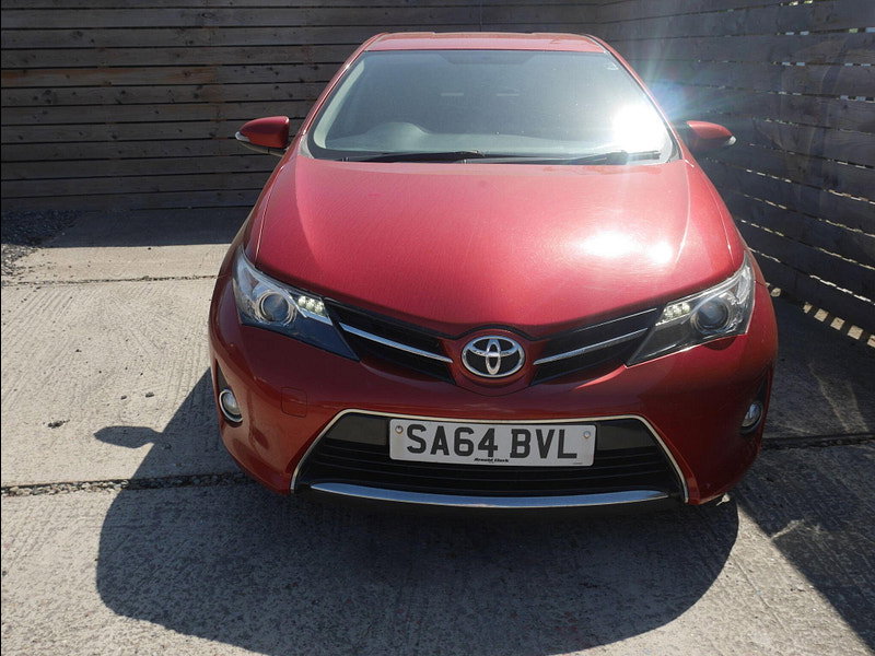 Toyota Auris 1.33 Dual VVT-i Icon Plus Hatchback 5dr Petrol Manual Euro 5 (s/s) (101 ps) 5dr Manual 2026