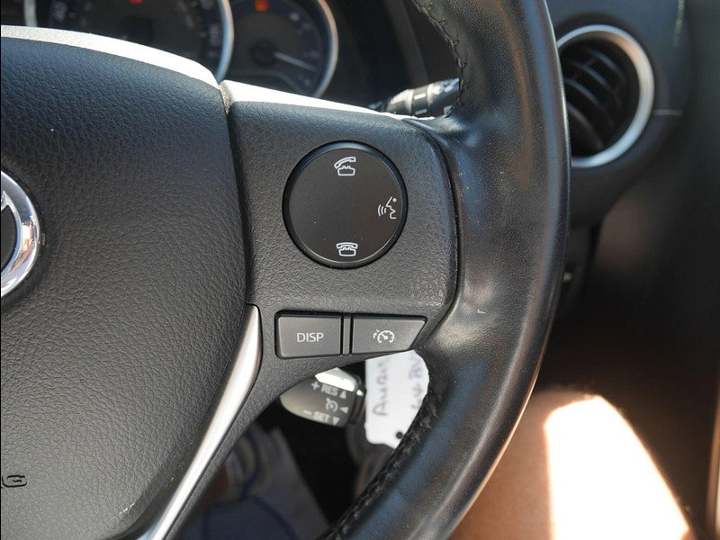 Toyota Auris 1.33 Dual VVT-i Icon Plus Hatchback 5dr Petrol Manual Euro 5 (s/s) (101 ps) 5dr Manual 2026