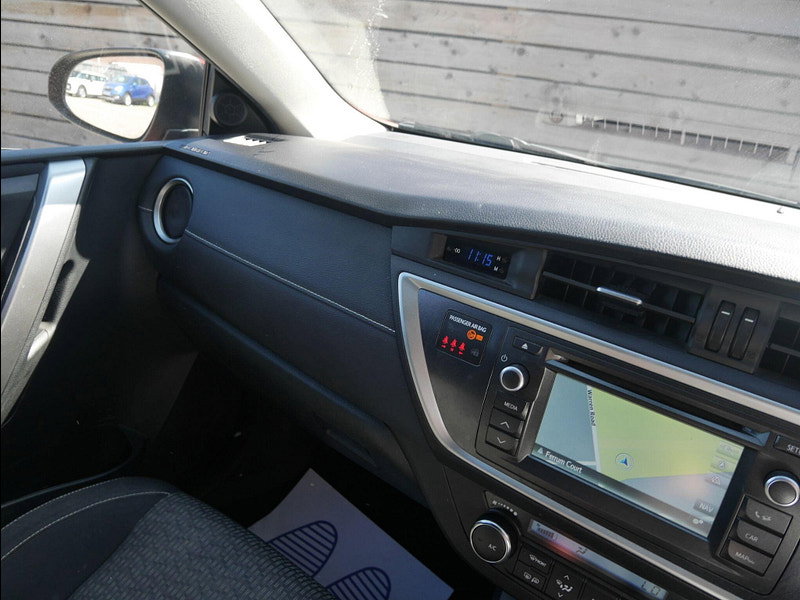 Toyota Auris 1.33 Dual VVT-i Icon Plus Hatchback 5dr Petrol Manual Euro 5 (s/s) (101 ps) 5dr Manual 2026