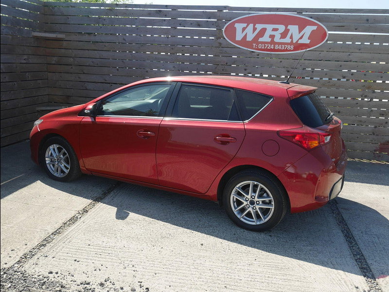 Toyota Auris 1.33 Dual VVT-i Icon Plus Hatchback 5dr Petrol Manual Euro 5 (s/s) (101 ps) 5dr Manual 2026