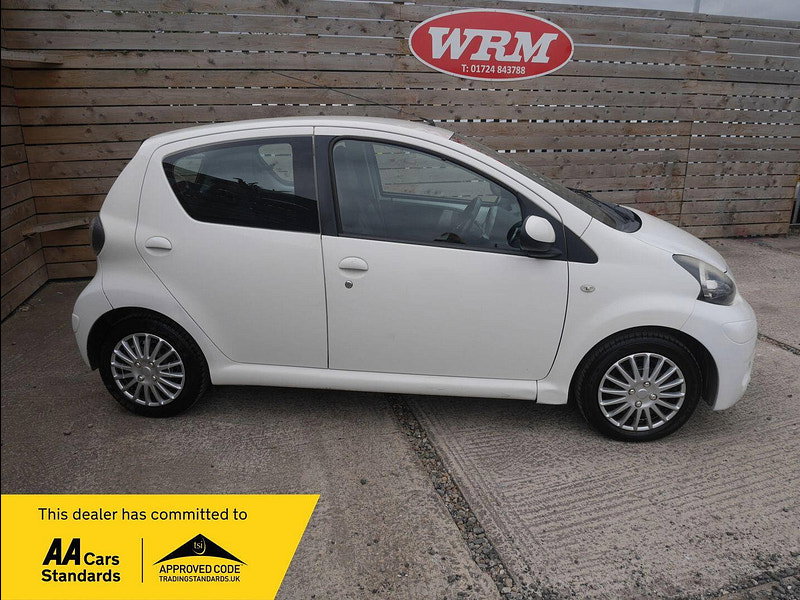 Toyota Aygo 1.0 VVT-i Ice Hatchback 5dr Petrol Manual Euro 5 (67 ps) 5dr Manual 2026
