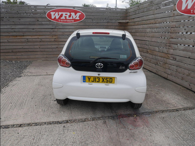 Toyota Aygo 1.0 VVT-i Ice Hatchback 5dr Petrol Manual Euro 5 (67 ps) 5dr Manual 2026