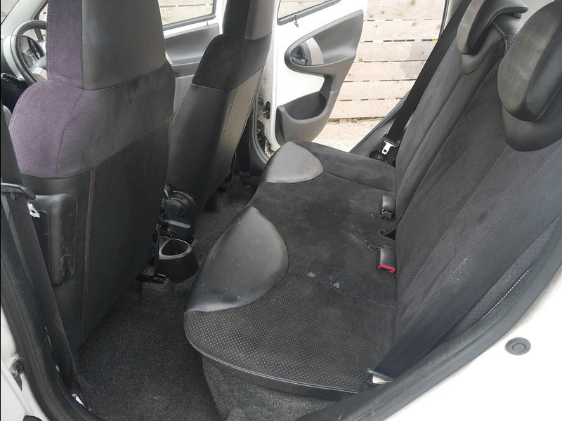 Toyota Aygo 1.0 VVT-i Ice Hatchback 5dr Petrol Manual Euro 5 (67 ps) 5dr Manual 2026