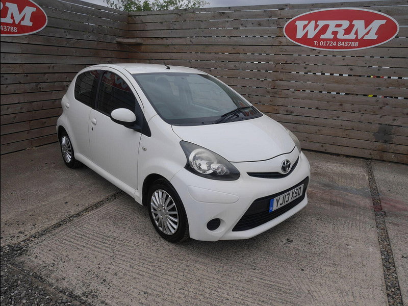Toyota Aygo 1.0 VVT-i Ice Hatchback 5dr Petrol Manual Euro 5 (67 ps) 5dr Manual 2026