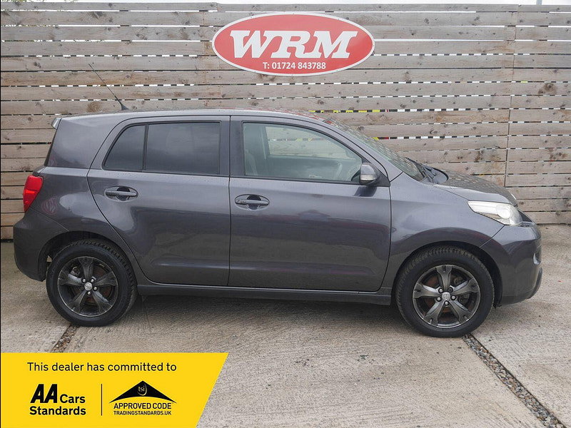Toyota Urban Cruiser 1.4 D-4D SUV 5dr Diesel Manual 4WD Euro 5 (90 ps) 5dr Manual 2026