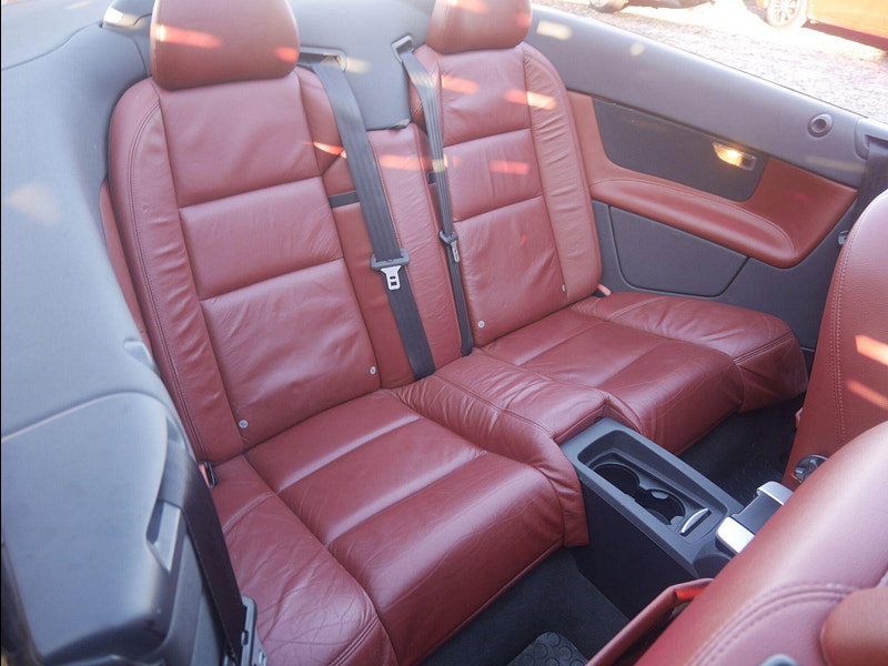 Volvo C70 2.0D SE Lux Convertible 2dr Diesel Manual Euro 4 (136 ps) 2dr Manual 2026
