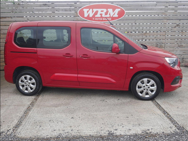 Vauxhall Combo Life 1.2 Turbo GPF Energy MPV 5dr Petrol Manual Euro 6 (s/s) (7 Seat) (110 ps) 5dr Manual 2026