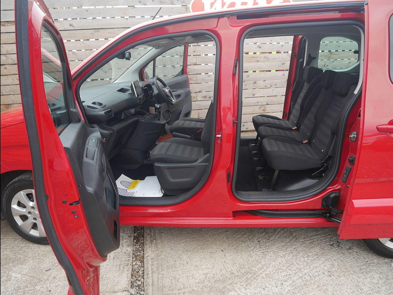 Vauxhall Combo Life 1.2 Turbo GPF Energy MPV 5dr Petrol Manual Euro 6 (s/s) (7 Seat) (110 ps) 5dr Manual 2026
