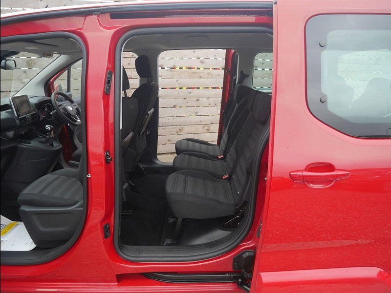 Vauxhall Combo Life 1.2 Turbo GPF Energy MPV 5dr Petrol Manual Euro 6 (s/s) (7 Seat) (110 ps) 5dr Manual 2026