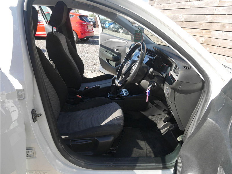 Vauxhall Corsa 1.2 SE Hatchback 5dr Petrol Manual Euro 6 (75 ps) 5dr Manual 2026