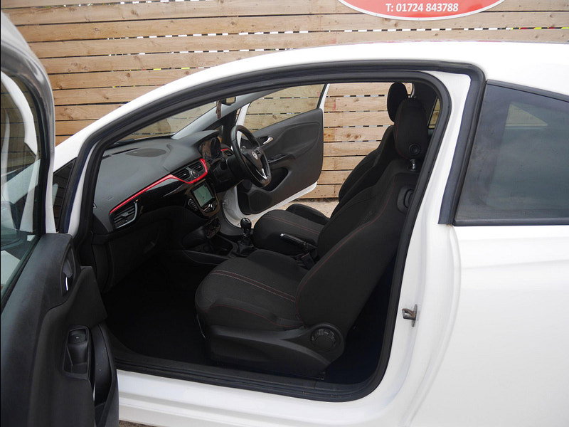 Vauxhall Corsa 1.4i ecoTEC SRi VX Line Nav Black Euro 6 3dr 3dr Manual 2026
