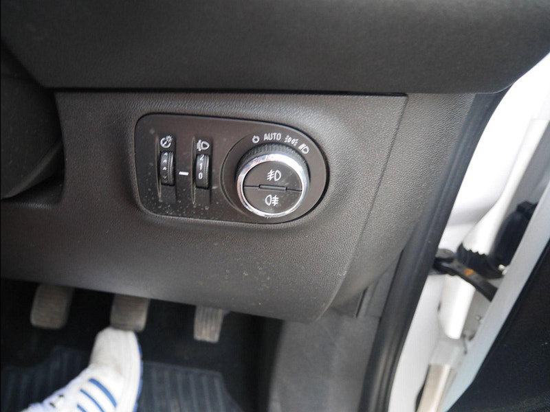 Vauxhall Corsa 1.4i ecoTEC SRi VX Line Nav Black Euro 6 3dr 3dr Manual 2026