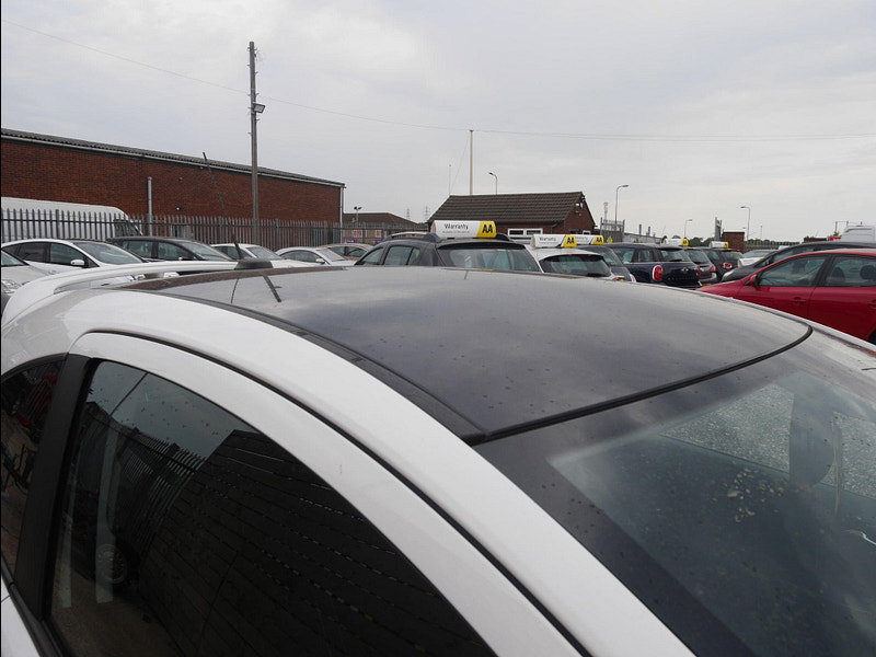 Vauxhall Corsa 1.4i ecoTEC SRi VX Line Nav Black Euro 6 3dr 3dr Manual 2026