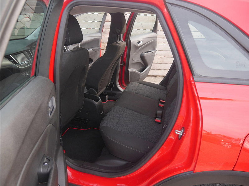 Vauxhall Crossland X 1.2 SE SUV 5dr Petrol Manual Euro 6 (83 ps) 5dr Manual 2026
