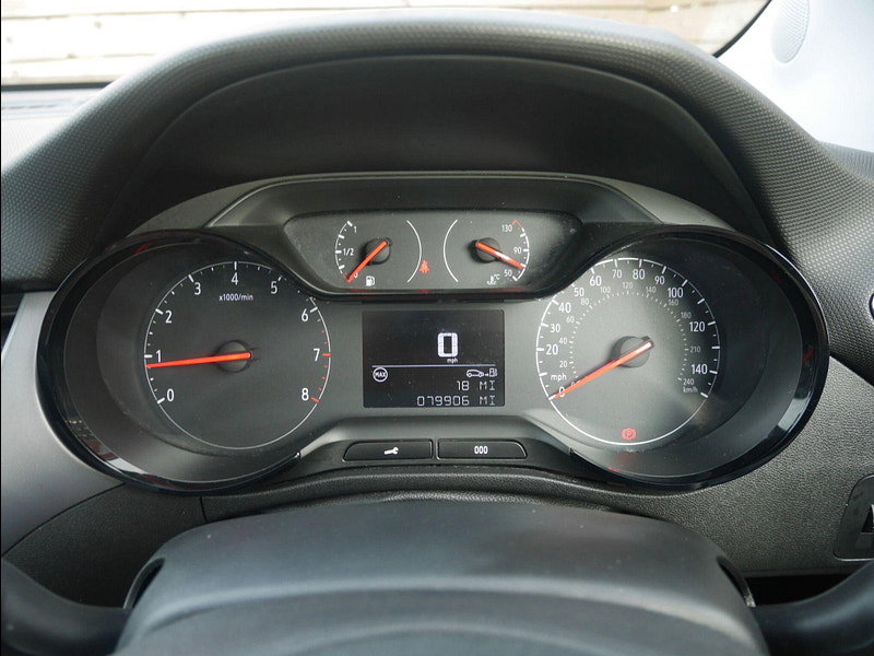 Vauxhall Crossland X 1.2 SE SUV 5dr Petrol Manual Euro 6 (83 ps) 5dr Manual 2026