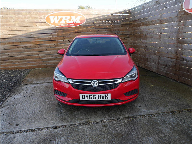 Vauxhall Astra 1.0i Turbo ecoFLEX Design Hatchback 5dr Petrol Manual Euro 6 (s/s) (105 ps) 5dr Manual 2026
