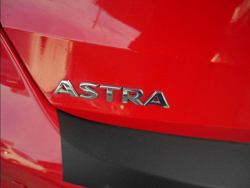 Vauxhall Astra 1.0i Turbo ecoFLEX Design Hatchback 5dr Petrol Manual Euro 6 (s/s) (105 ps) 5dr Manual 2026