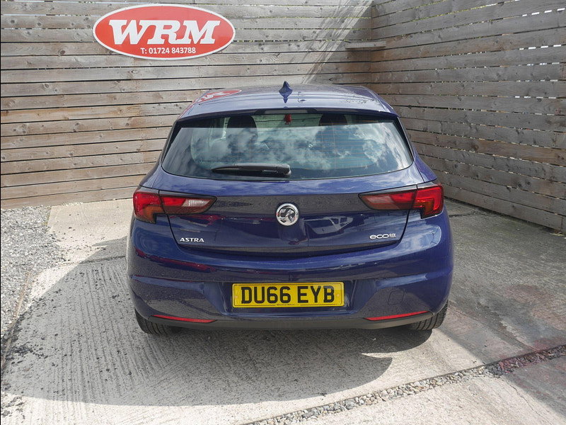 Vauxhall Astra 1.0i Turbo ecoFLEX Tech Line Hatchback 5dr Petrol Manual Euro 6 (s/s) (105 ps) 5dr Manual 2026