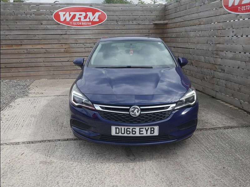 Vauxhall Astra 1.0i Turbo ecoFLEX Tech Line Hatchback 5dr Petrol Manual Euro 6 (s/s) (105 ps) 5dr Manual 2026