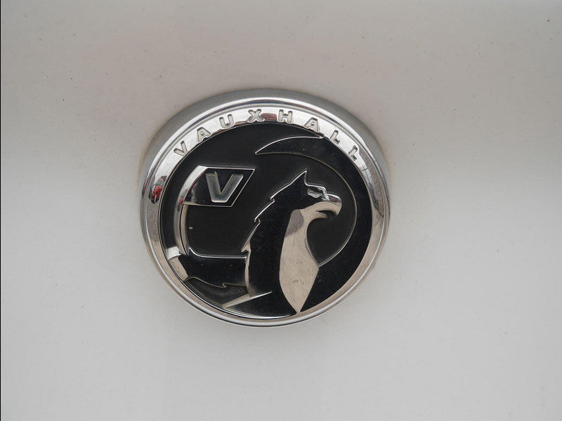 Vauxhall Astra 1.4i Turbo SRi Nav Hatchback 5dr Petrol Manual Euro 6 (150 ps) 5dr Manual 2026