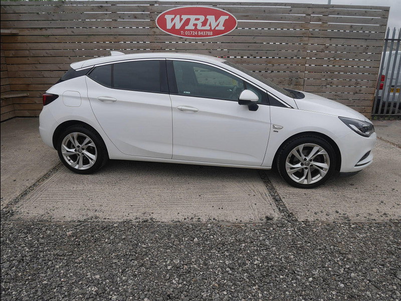 Vauxhall Astra 1.4i Turbo SRi Nav Hatchback 5dr Petrol Manual Euro 6 (150 ps) 5dr Manual 2026