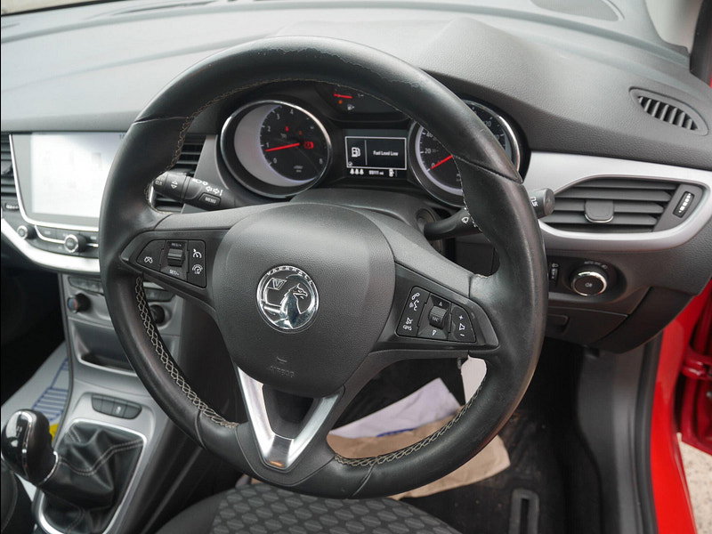 Vauxhall Astra 1.4i Turbo Tech Line Hatchback 5dr Petrol Manual Euro 6 (125 ps) 5dr Manual 2026