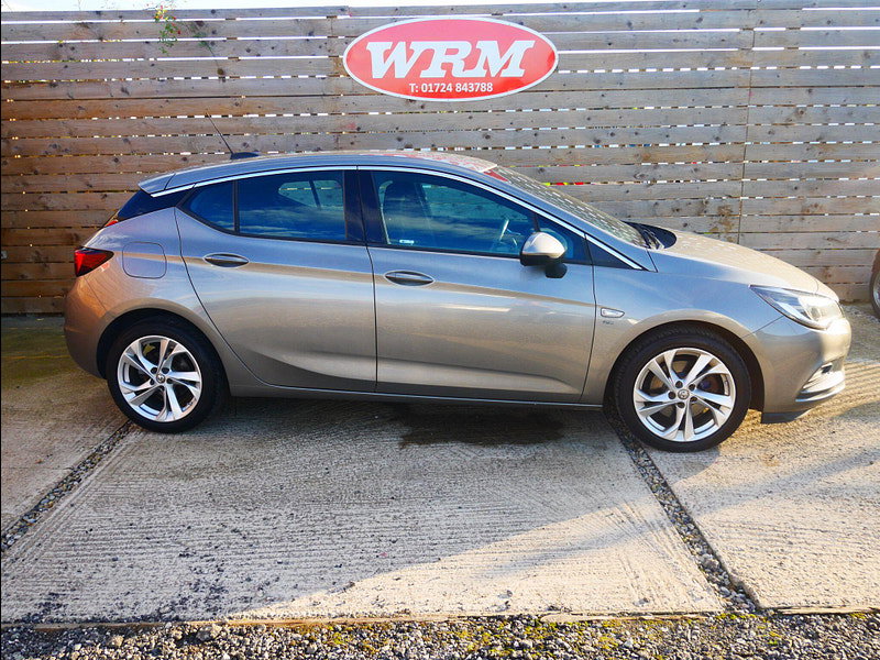 Vauxhall Astra 1.6 CDTi BlueInjection SRi Hatchback 5dr Diesel Manual Euro 6 (s/s) (136 ps) 5dr Manual 2026